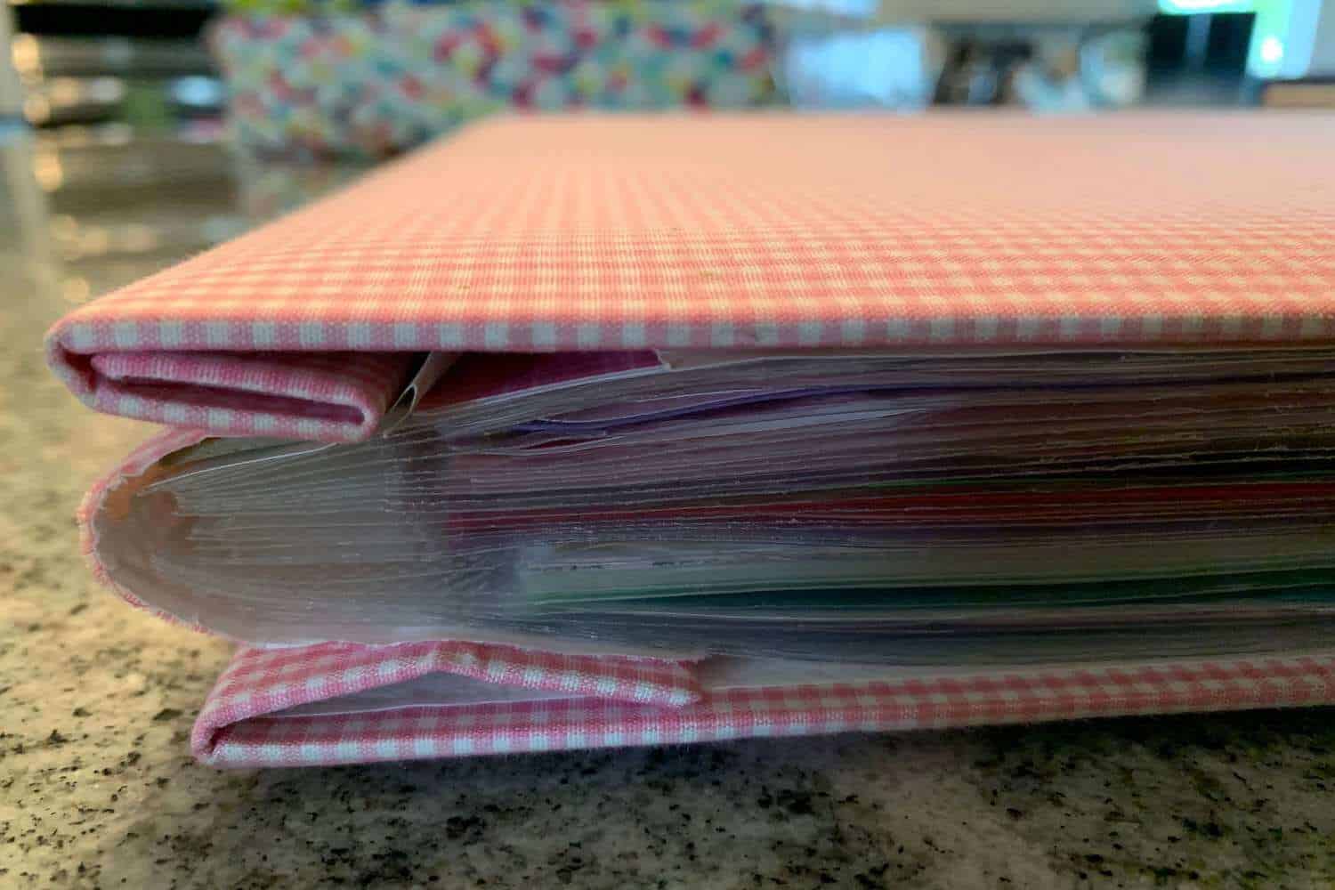 How To Pick Your Scrapbook Album Scrapbooking Bee